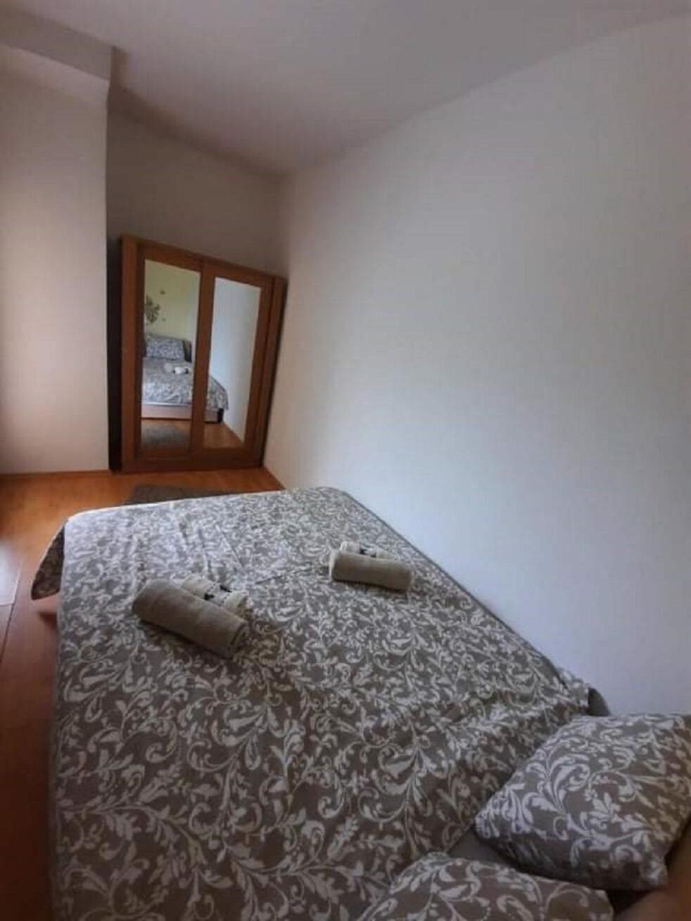 Apartments Robi- Swimming Pool And Beautiful Garden Kampor Esterno foto